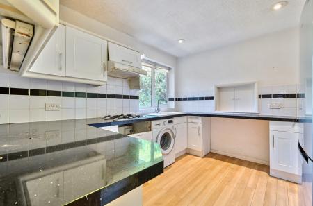 19-682359b32411d-...