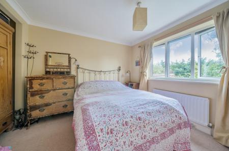 1341777-17-68af5d...