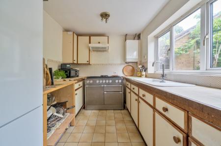 1341777-23-68af5e...