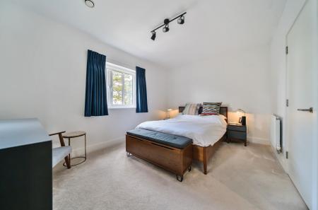 31-681c8d37e2846-...