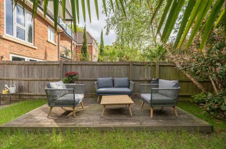 5-681c8bd1b18e6-1...