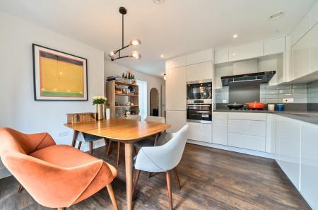 12-681c8c3f2d9e2-...