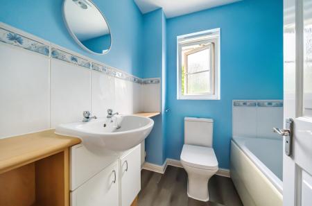 17-681b9c5b7facf-...