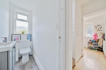 9-681cfdce241b2-1...