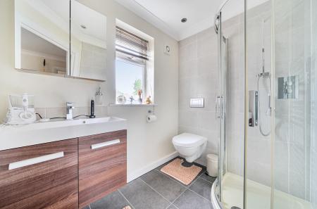 1295029-17-682e13...