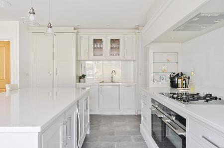 1296488-66-682e03...