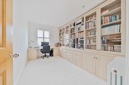 1296488-15-682e01...