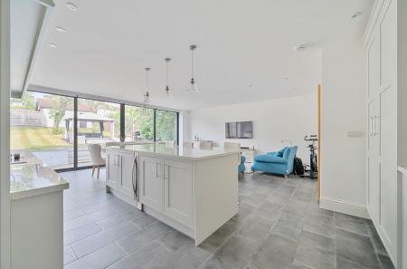 1296488-63-682e03...