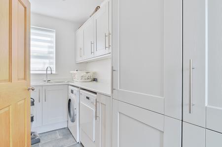 1296488-69-682e03...