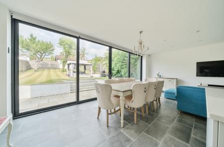 1296488-60-682e03...