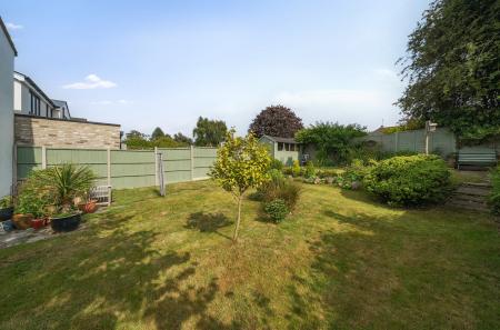 1304584-7-68471ca...