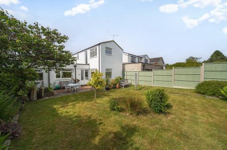 1304584-6-68471c9...