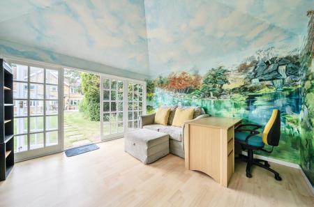 1305490-24-684973...