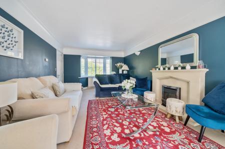 1306328-25-685300...