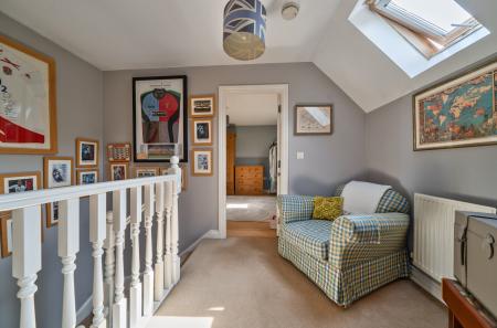 1306328-10-6852fb...