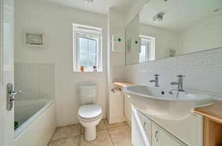 1306328-15-6852fd...