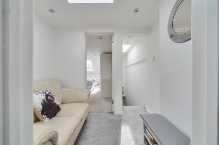 1335511-8-68950da...