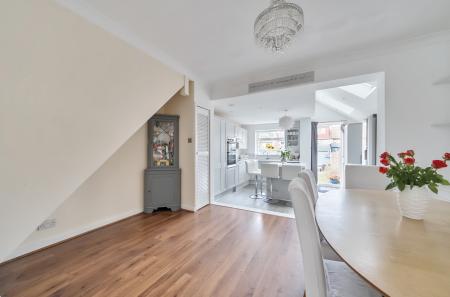 1335511-20-68950e...