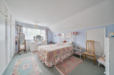 1344594-10-68b571...