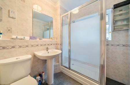 1344594-8-68b5711...