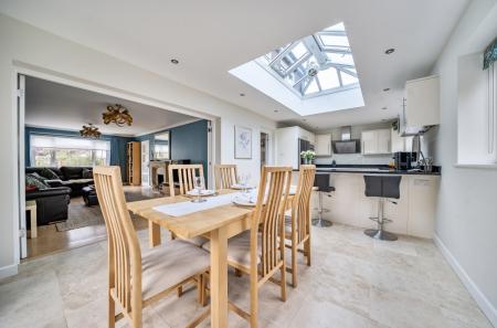 1353208-23-68cadd...