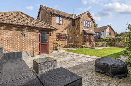 1358875-18-68d47b...