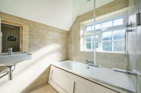 1358995-7-68d5588...