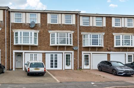 1360100-3-68d7e17...