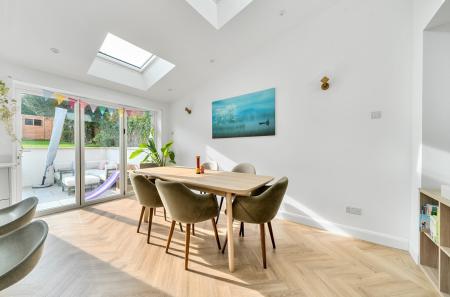 1359458-11-68df7e...