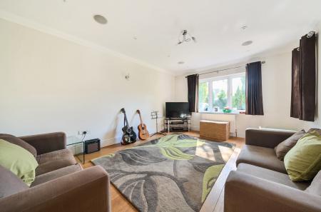 1355829-5-68d1404...