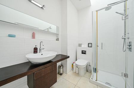 1355829-40-68d152...