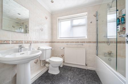 1370645-23-68fa75...