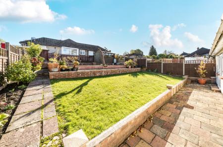 1371238-10-68fb5e...