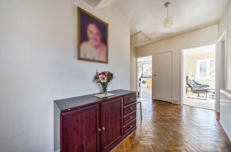 1371238-2-68fb5de...