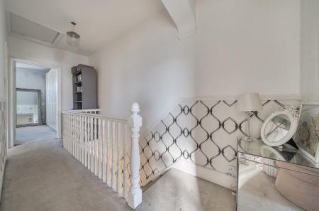 1371587-24-68fba0...