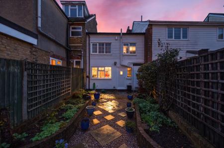 1375702-12-691266...