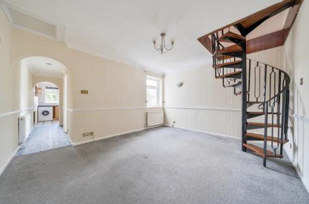 1372433-9-68ff7ac...