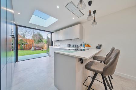 1403503-15-69790a...