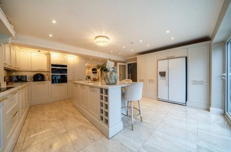 1402533-13-697cc1...