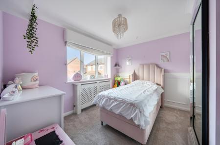 1402533-8-697cc17...