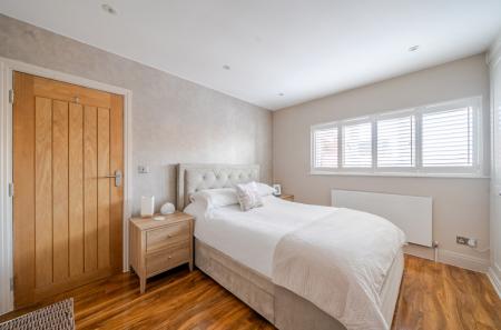 1404556-16-6979e0...