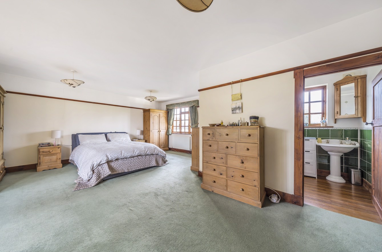 4 bedroom Detached House for sale in Kent