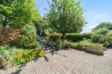 1296225-5-6824985...