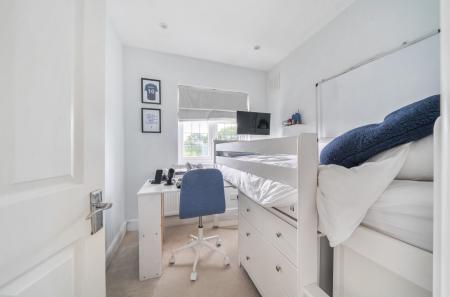 1357144-12-68d3a2...