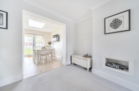 1357144-6-68d3a18...