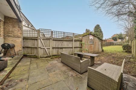 1371821-7-696e185...