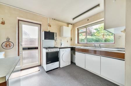 1342376-9-68a47ba...