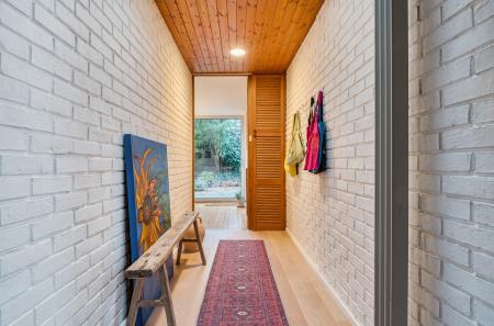 1388590-48-694311...