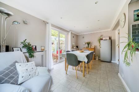 30-68134401a5cd6-...