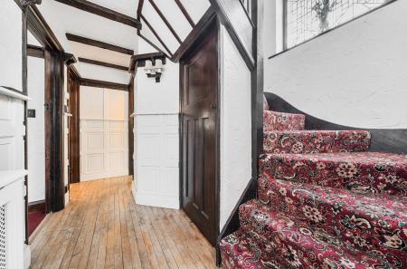 1290380-7-6827302...